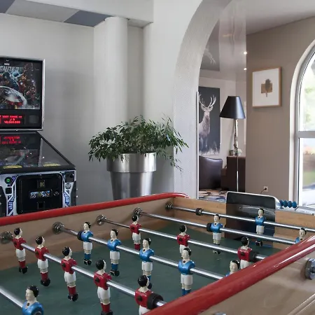 Du Parc - Acces Piscine Et